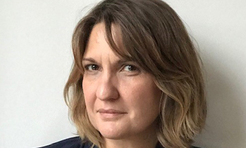 S Magazine fashion director goes freelance 